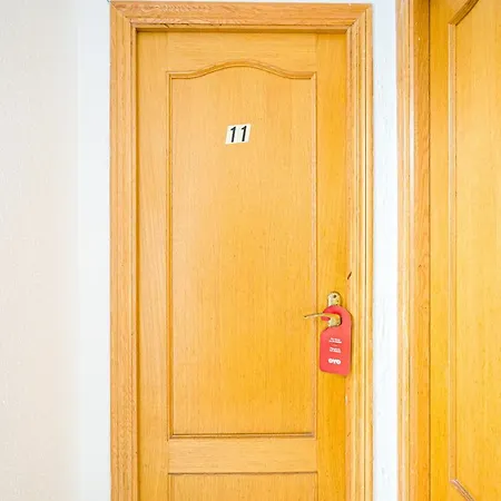 Ayuntamiento Hostel *