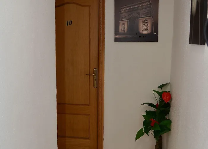 Ayuntamiento لقنت