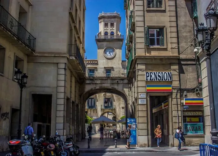 Ayuntamiento بيت شباب لقنت