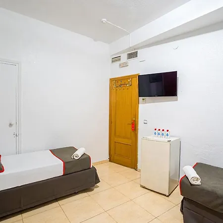 Hostal Ayuntamiento *