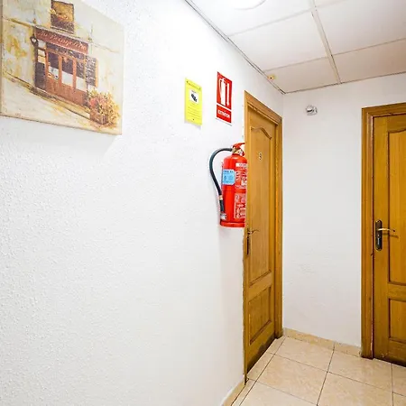 Ayuntamiento Hostal Alicante