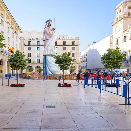 Hostel Ayuntamiento *